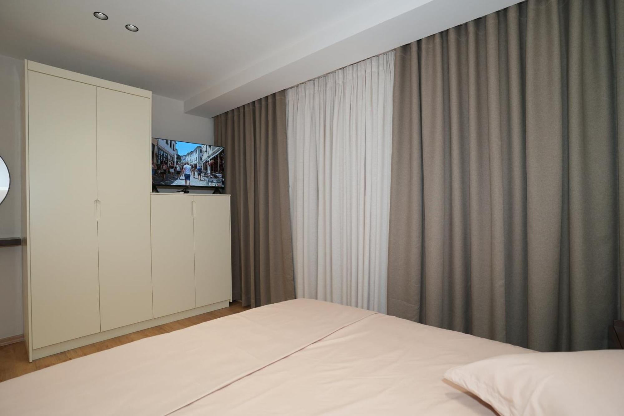 Rs Skendo Apartments Gjirokastra Kültér fotó