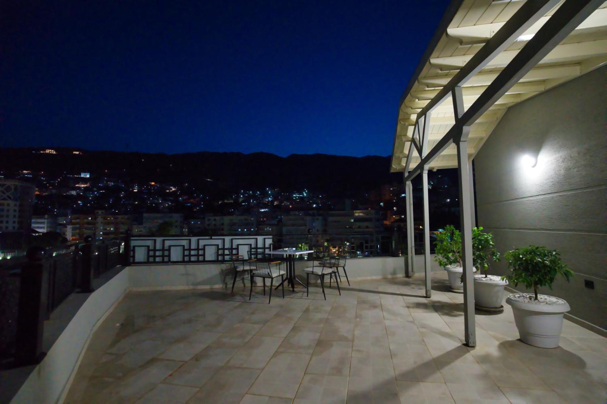 Rs Skendo Apartments Gjirokastra Kültér fotó