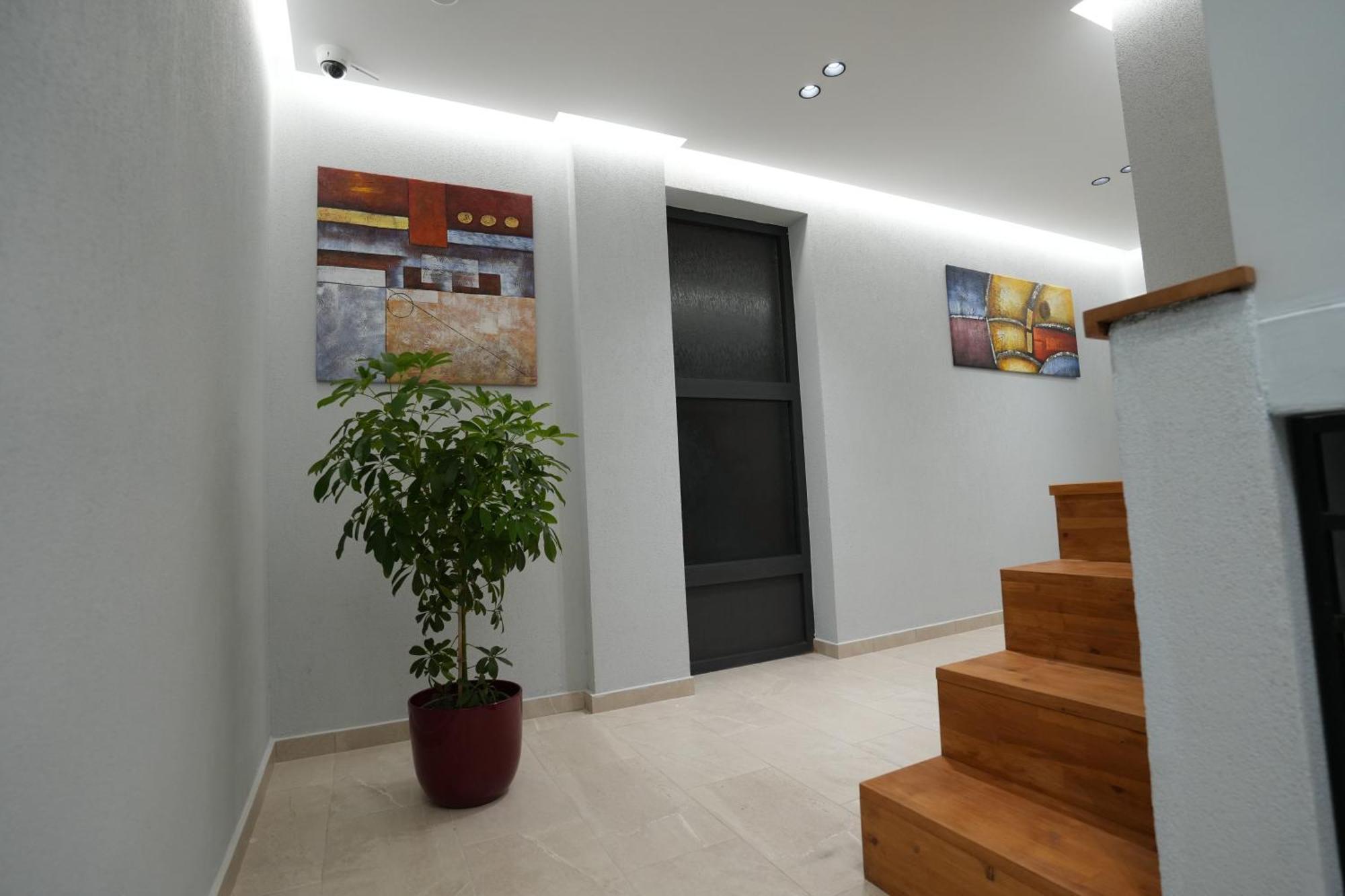 Rs Skendo Apartments Gjirokastra Kültér fotó